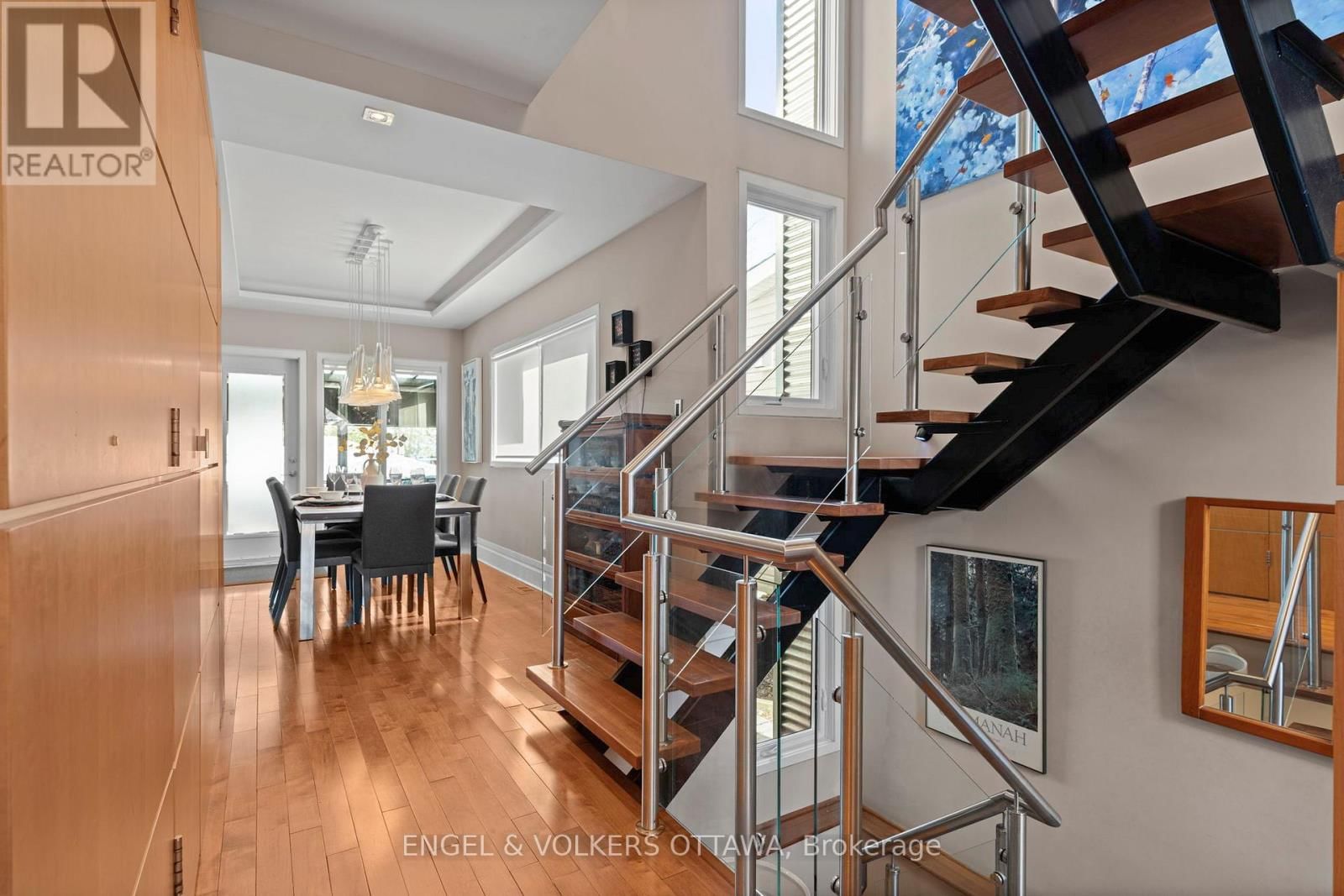 93 GILCHRIST AVENUE Image 6