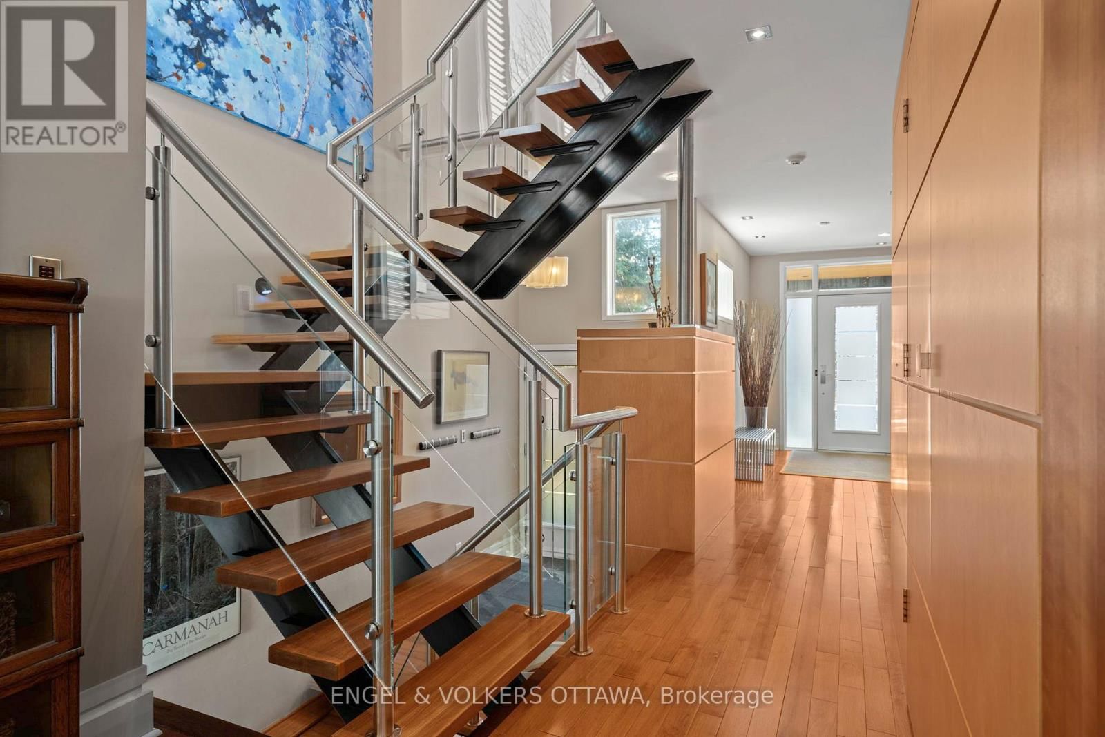 93 GILCHRIST AVENUE Image 7