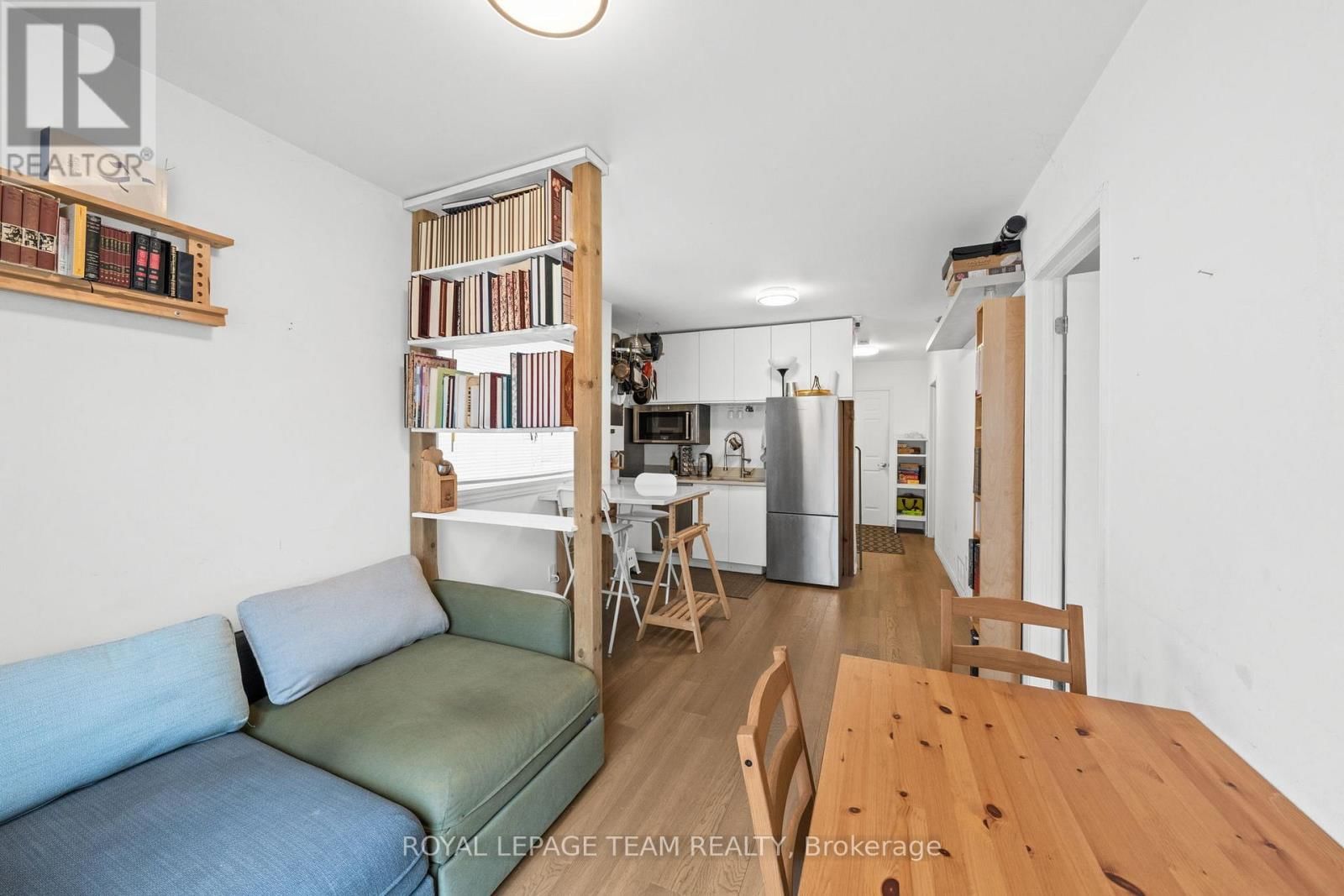 960 FISHER AVENUE WEST Image 26