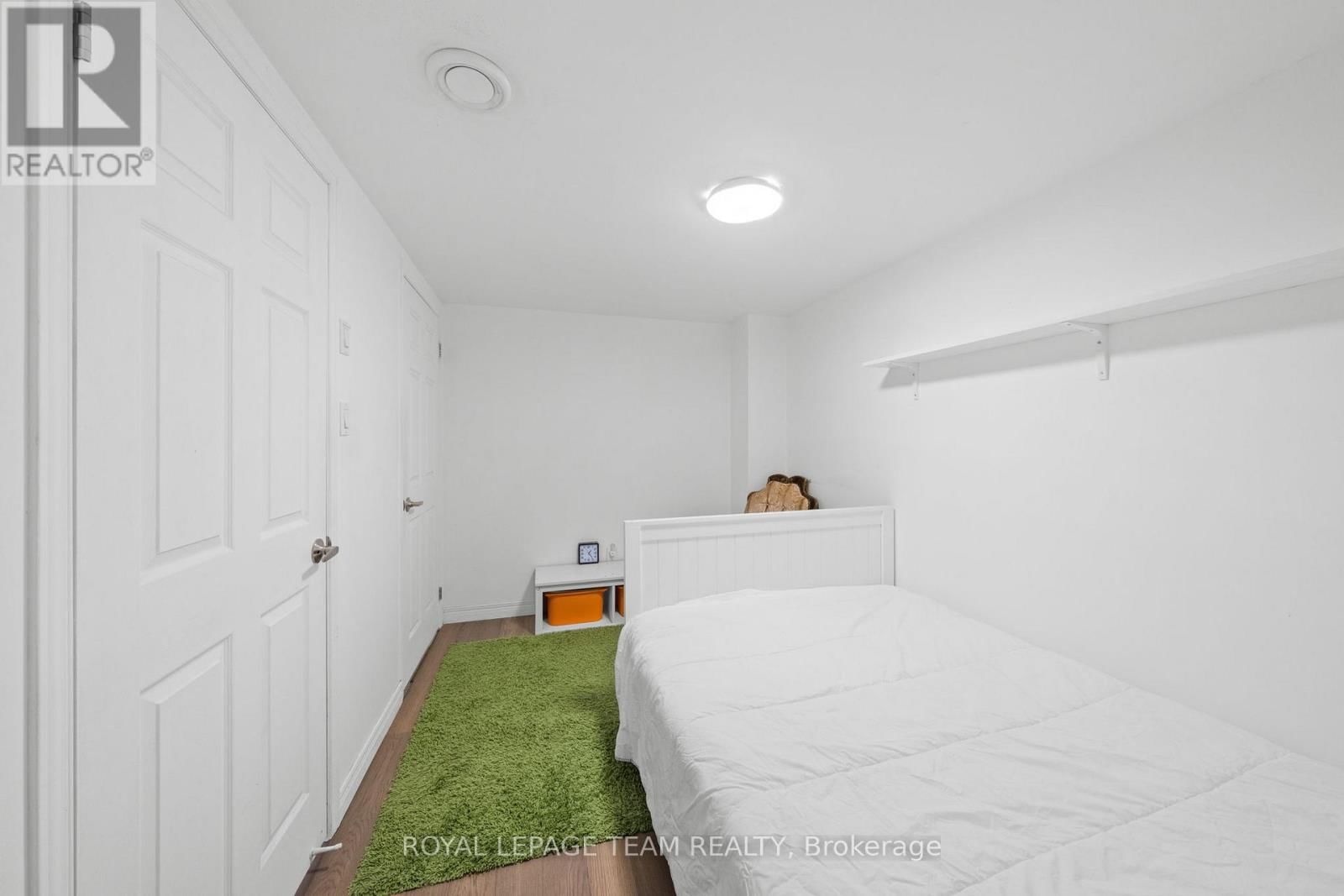 960 FISHER AVENUE WEST Image 29