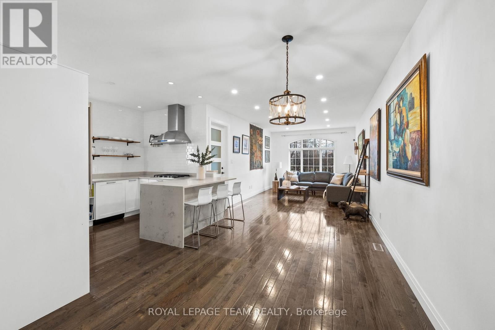 960 FISHER AVENUE WEST Image 9