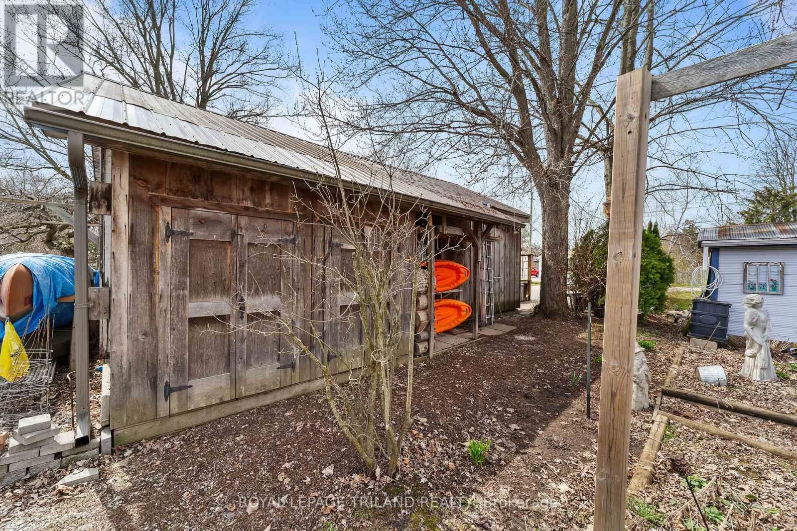 22929 HAGERTY ROAD Image 15