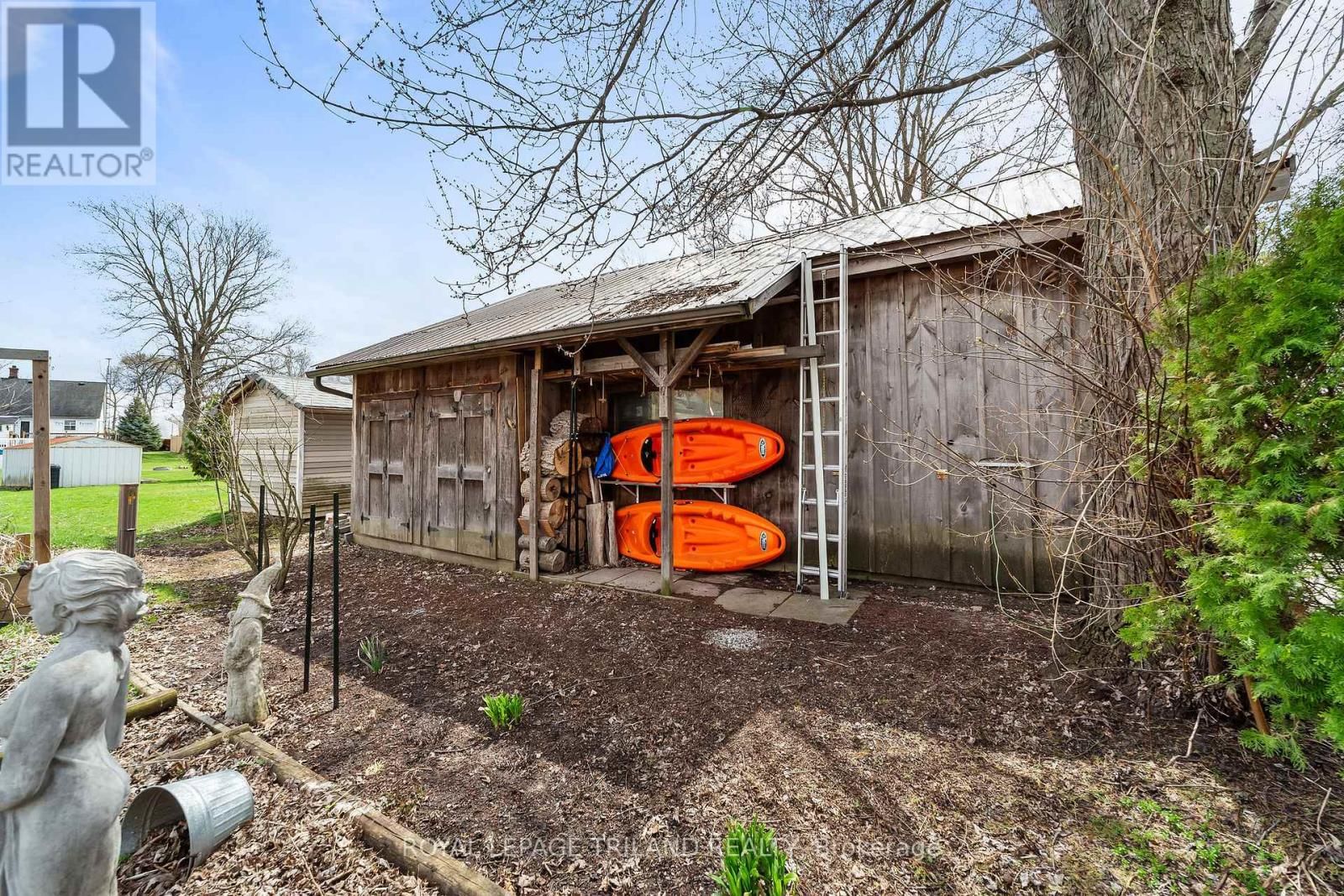 22929 HAGERTY ROAD Image 17