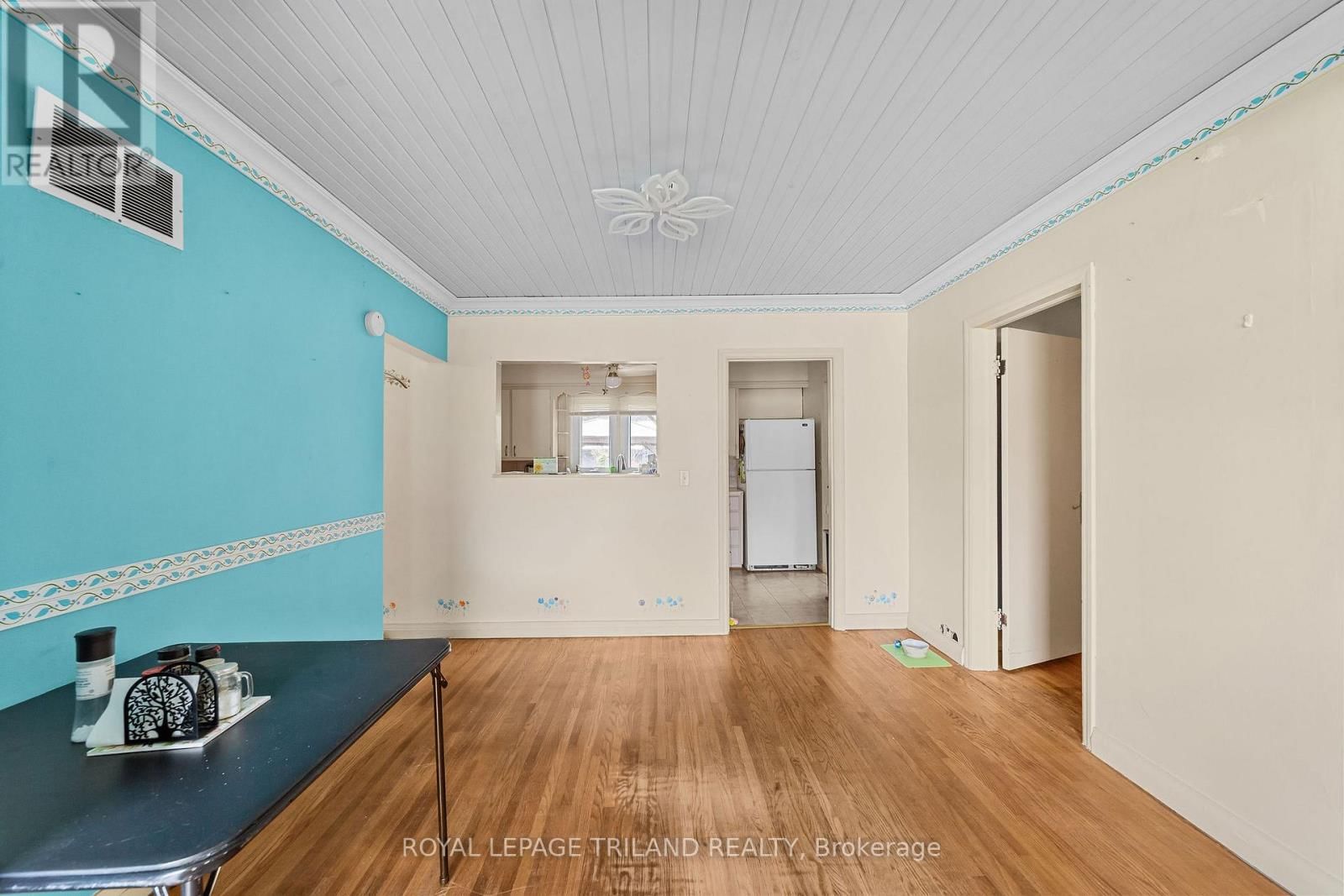 22929 HAGERTY ROAD Image 33