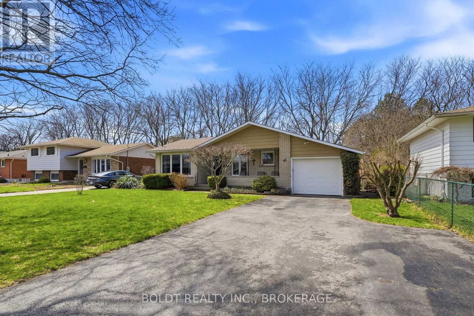 95 PRINCE CHARLES DRIVE Image 5