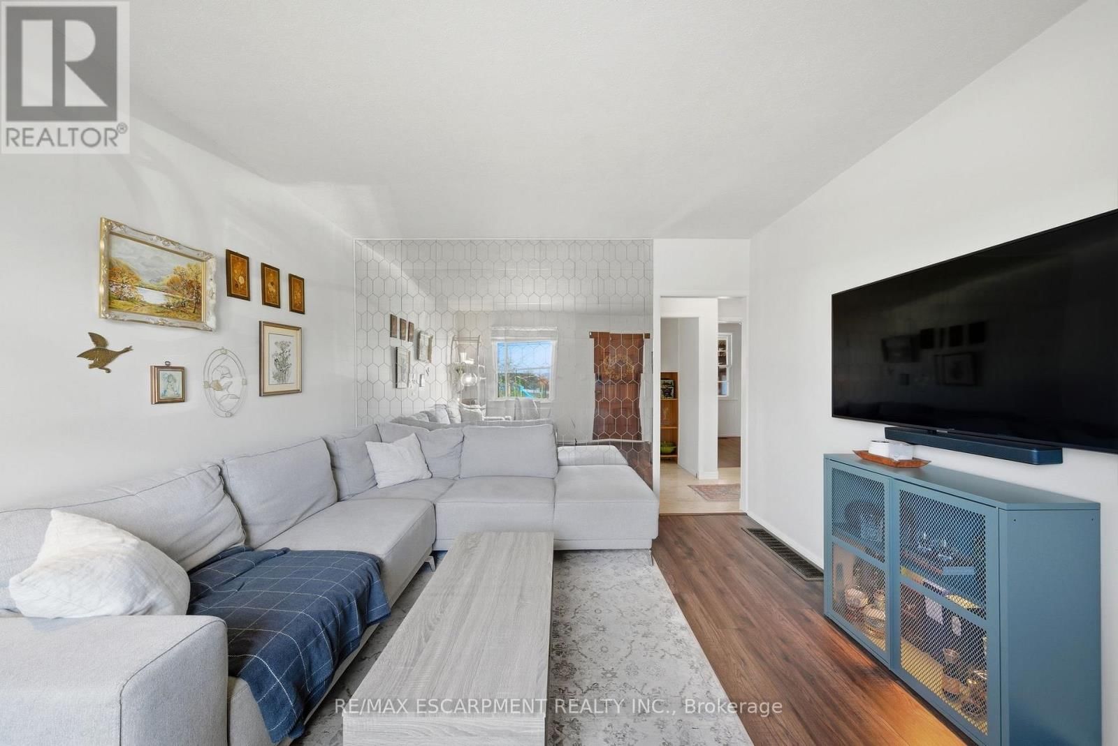 752 NINTH AVENUE Image 10