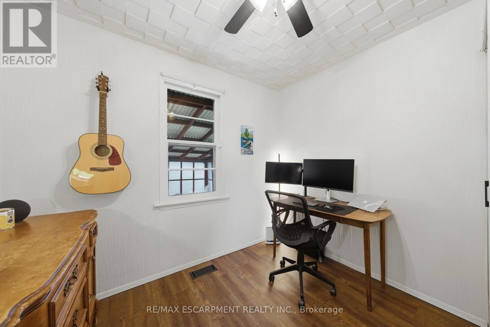 752 NINTH AVENUE Image 14