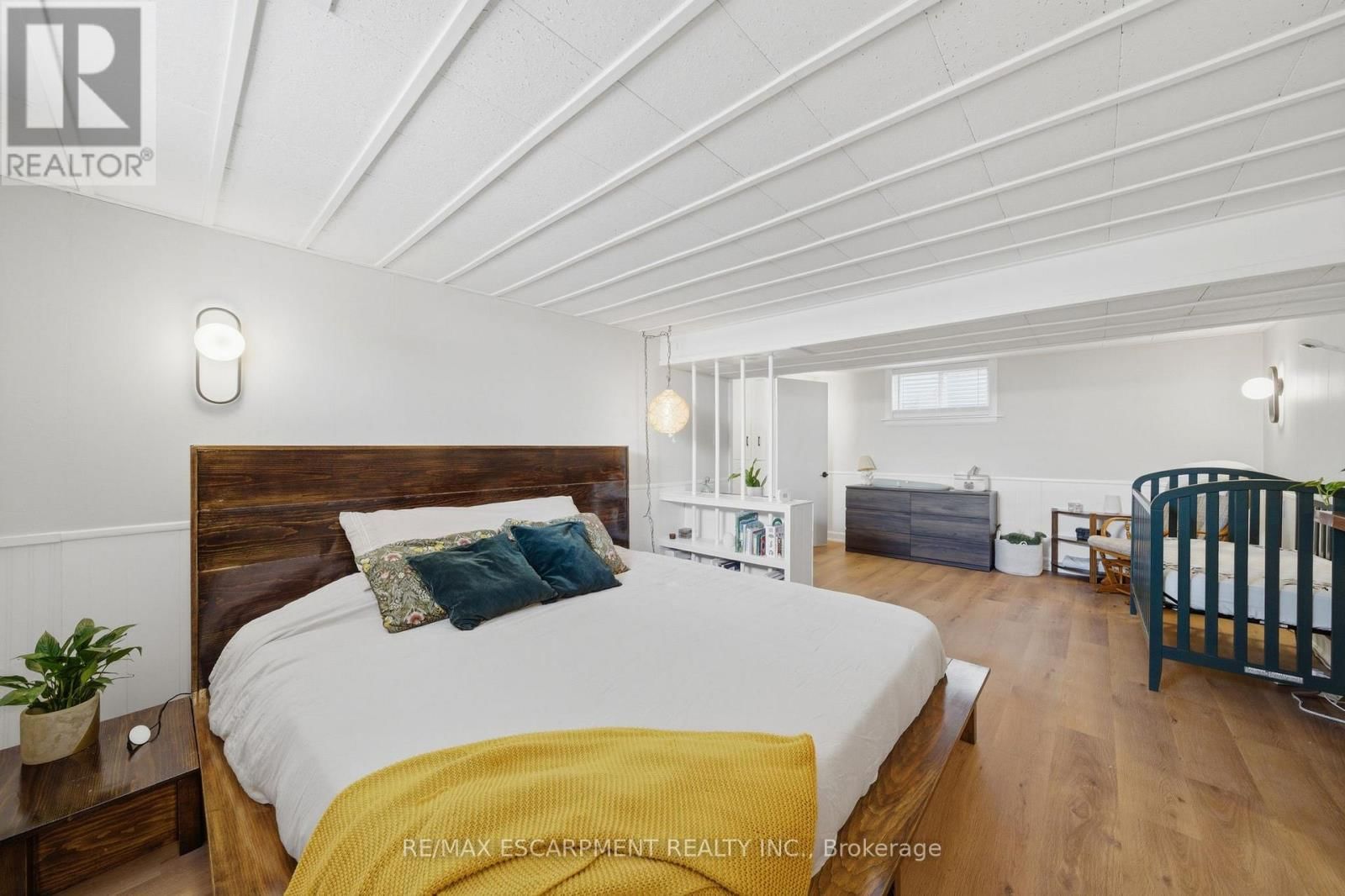 752 NINTH AVENUE Image 19