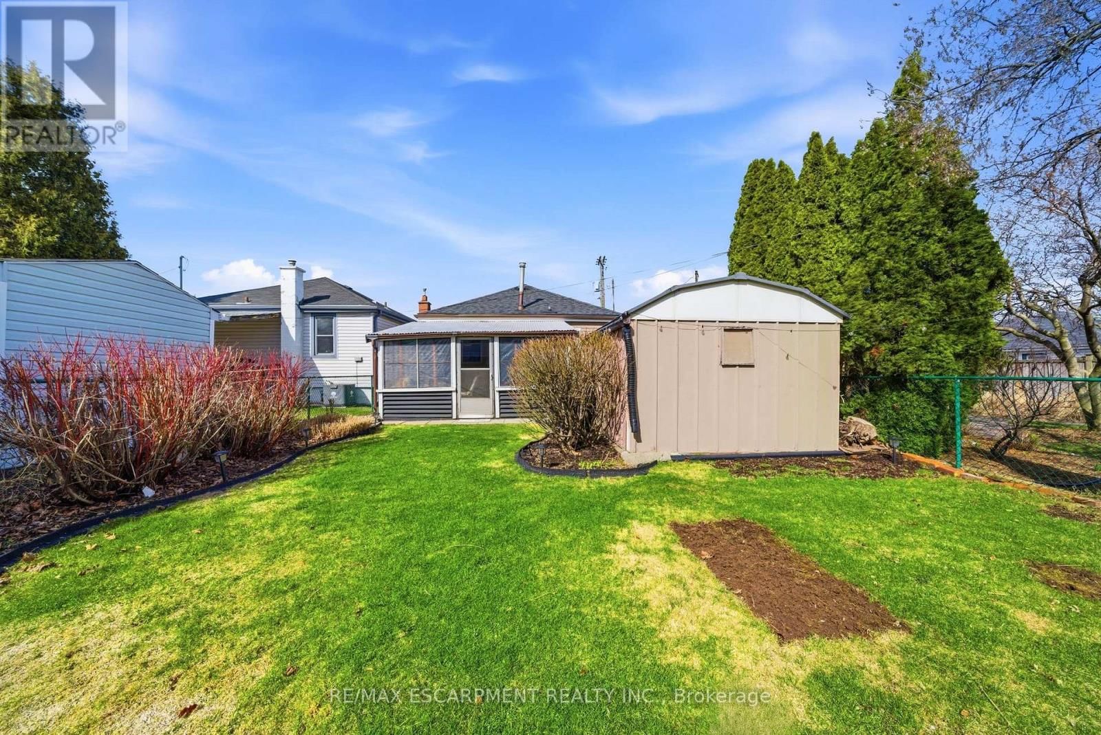 752 NINTH AVENUE Image 27