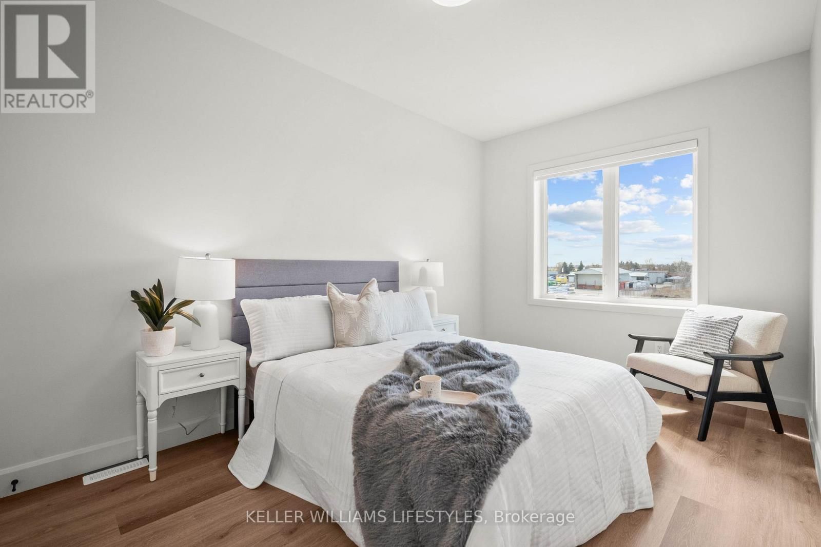 28 - 470 DARCY DRIVE Image 21