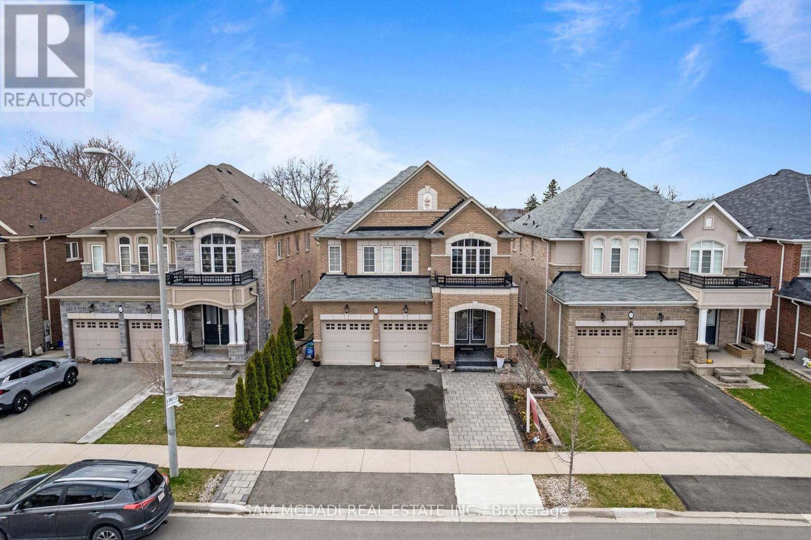 23 CHAUMONT DRIVE Image 49