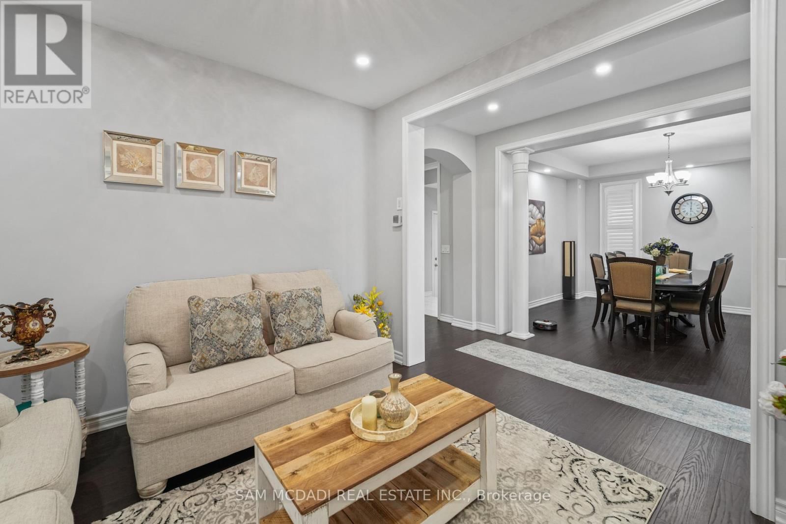 23 CHAUMONT DRIVE Image 8