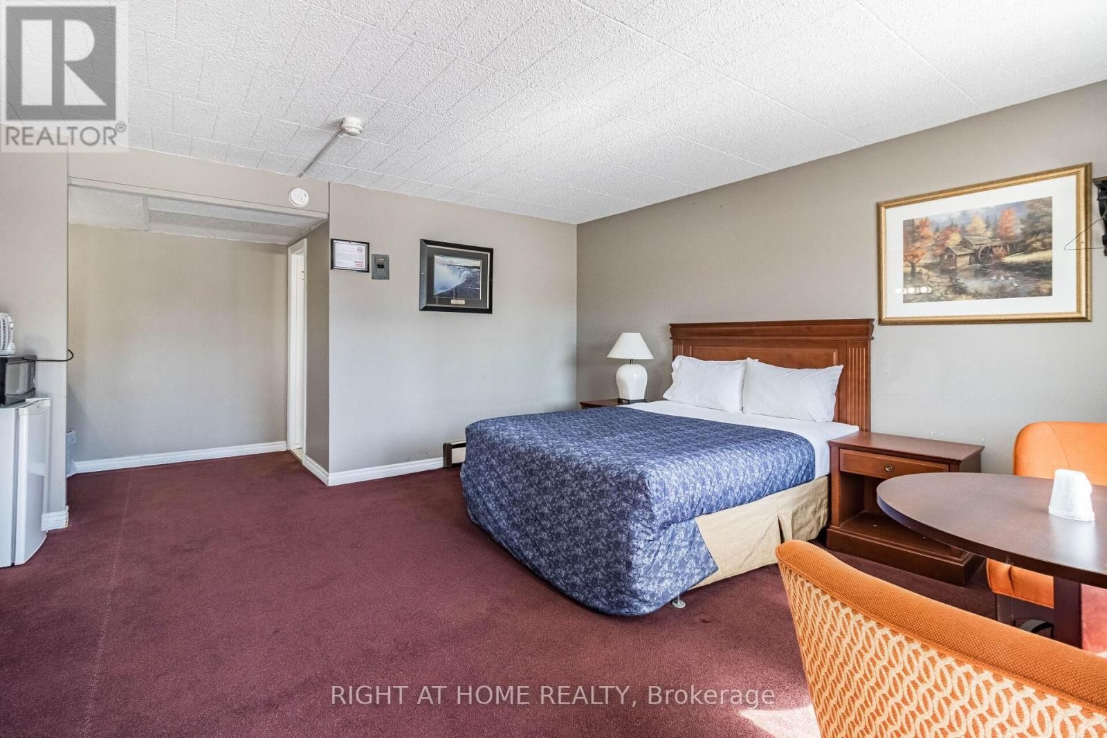 5958 FALLSVIEW BOULEVARD Image 3