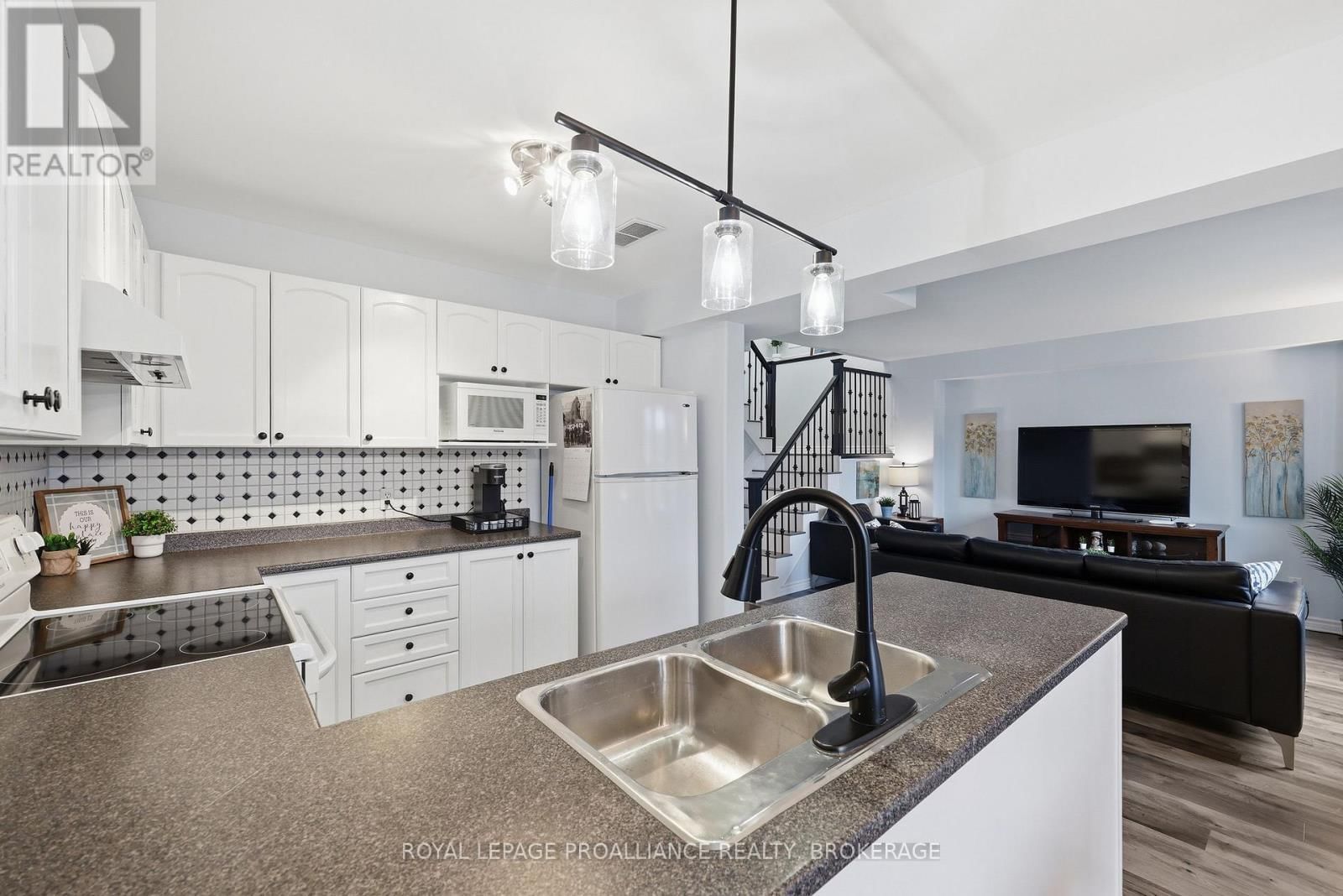 317 ROSE ABBEY DRIVE Image 29