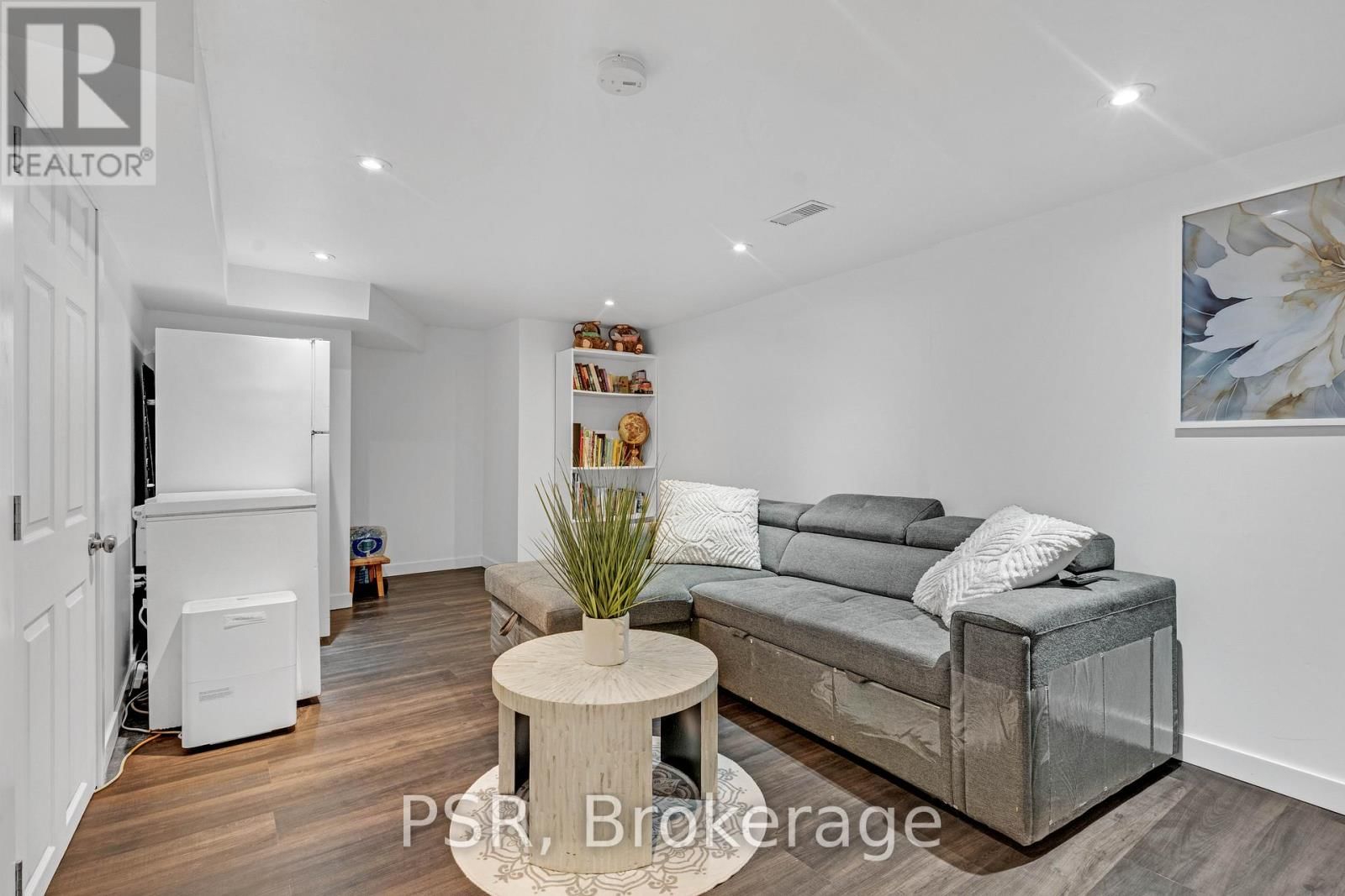 505 MAIN STREET EAST Image 30