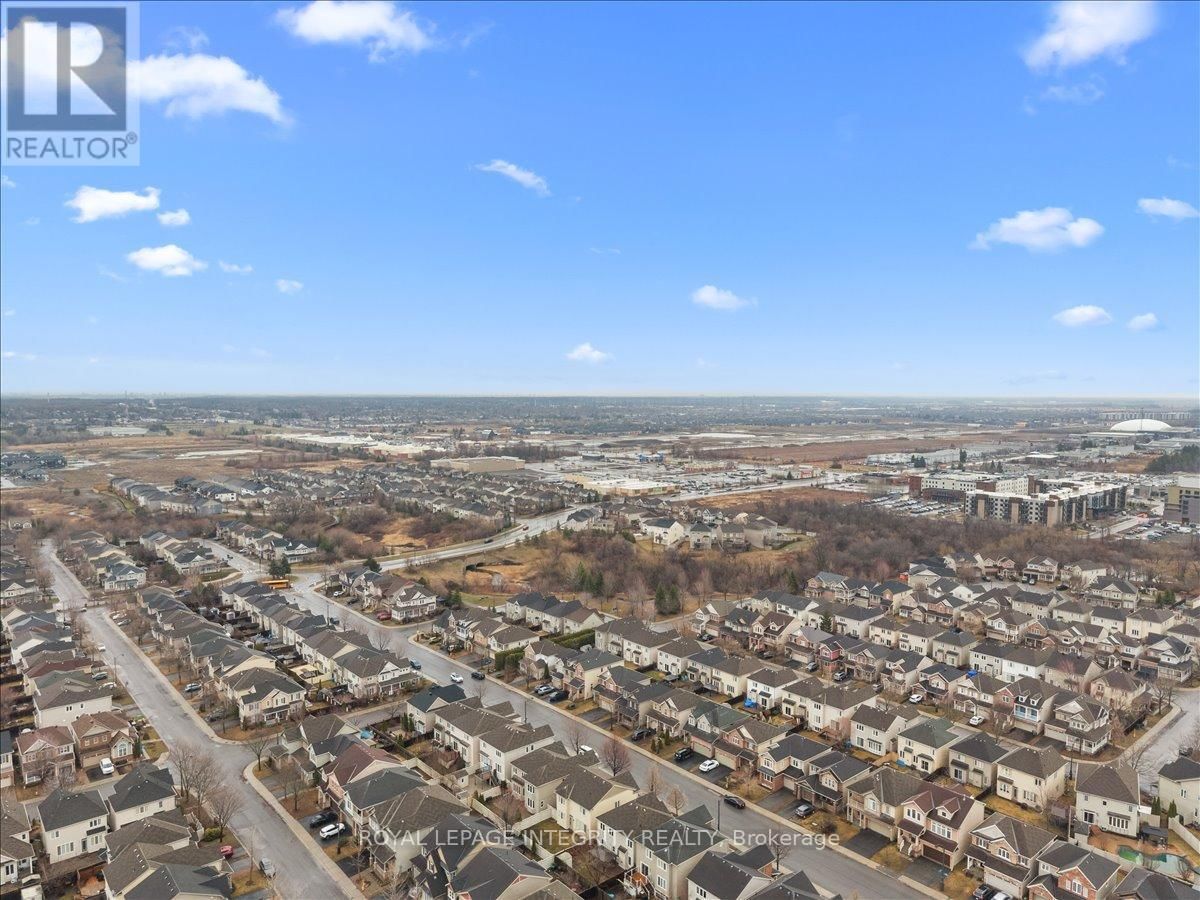 638 ROSEHILL AVENUE Image 40