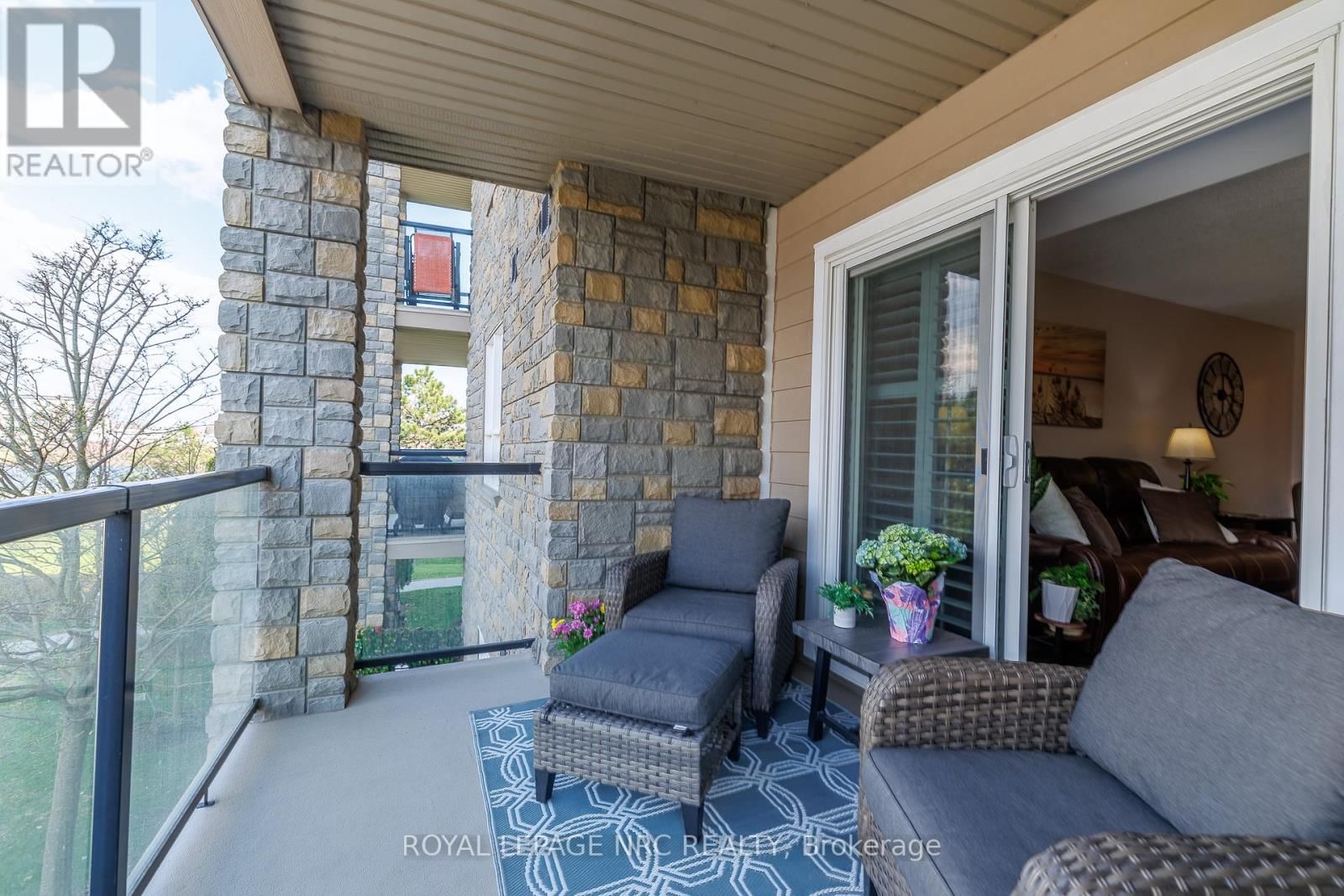 1209 - 330 PRINCE CHARLES DRIVE SOUTH Image 12