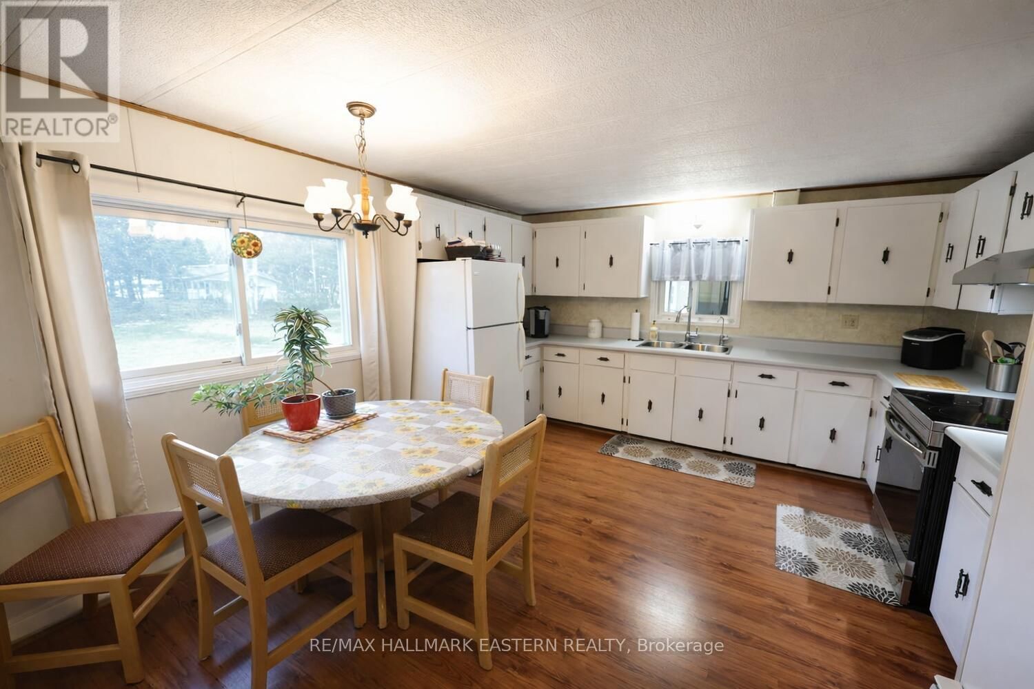 84 SAMA PARK ROAD Image 9