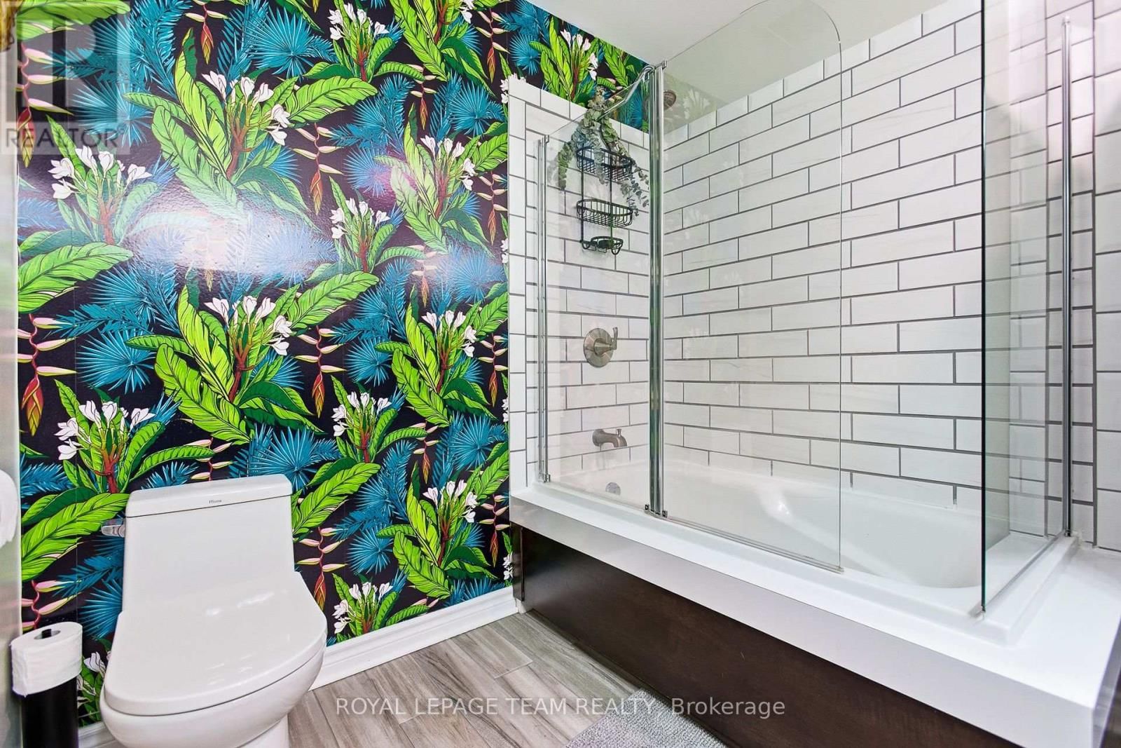 10 CORNERSTONE PRIVATE Image 19