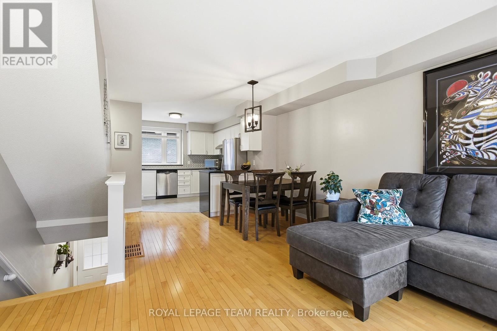 10 CORNERSTONE PRIVATE Image 7