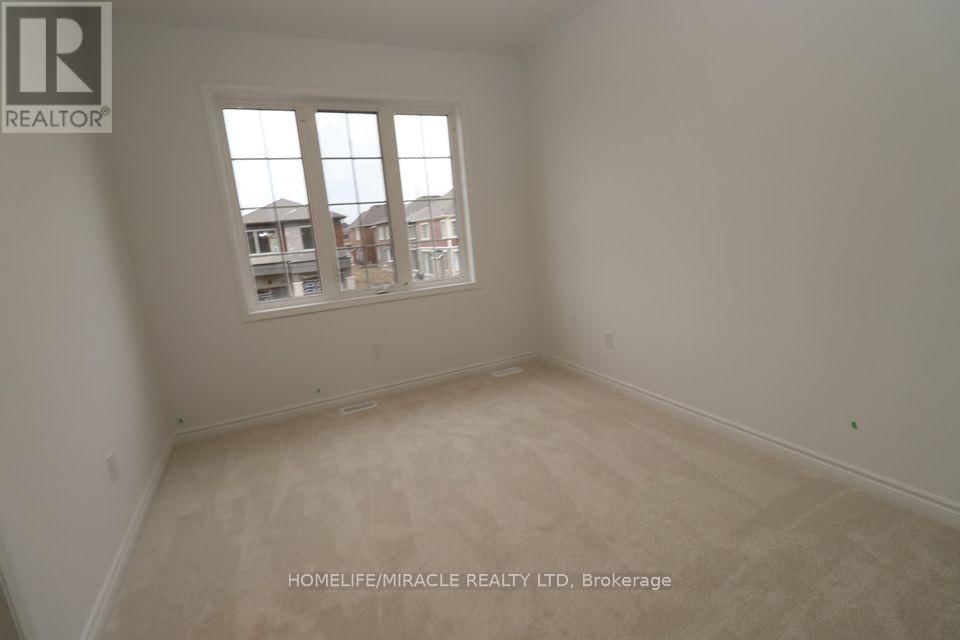 2 - 278 FORESTWALK STREET Image 28