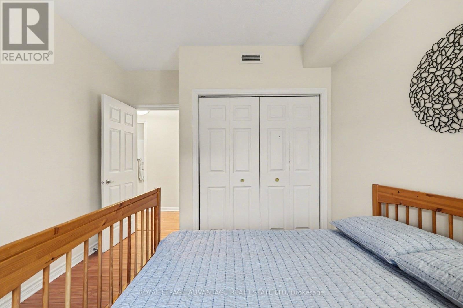 204 - 22 WELLAND STREET Image 17