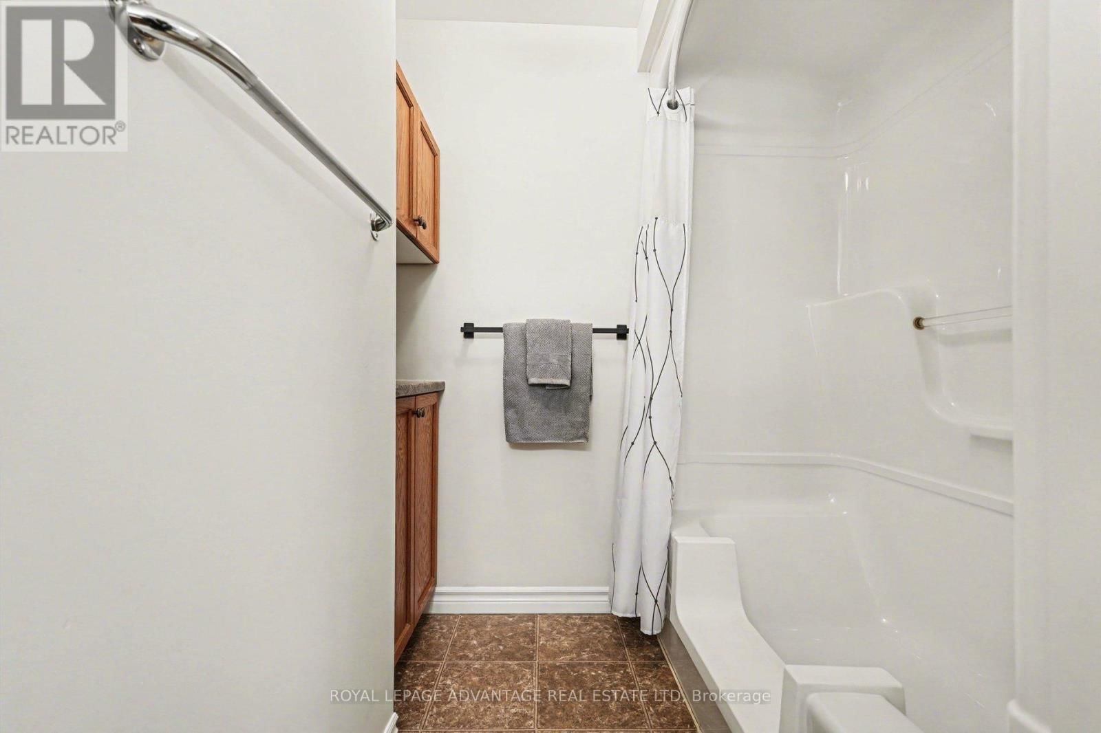 204 - 22 WELLAND STREET Image 18