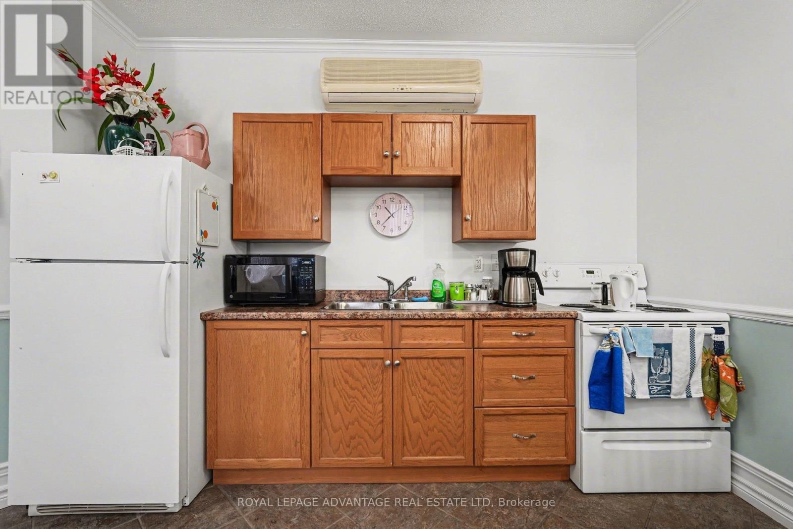 204 - 22 WELLAND STREET Image 21