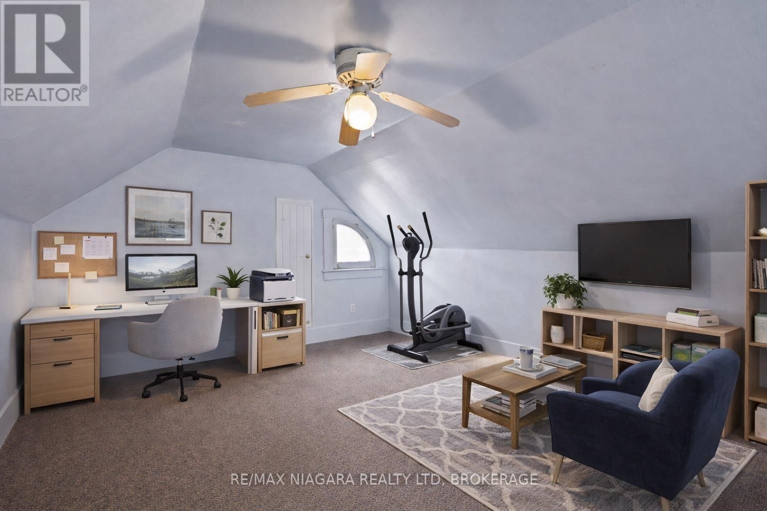 549 FERNDALE AVENUE Image 20