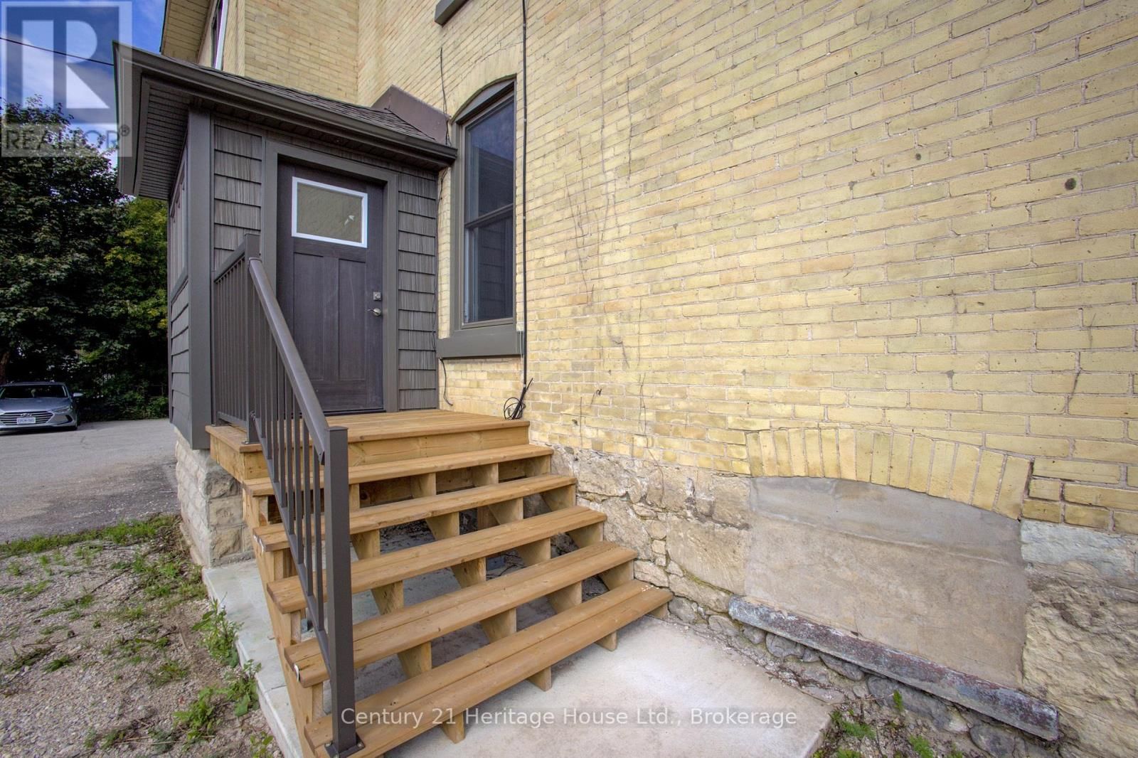 150 MILL STREET Image 17