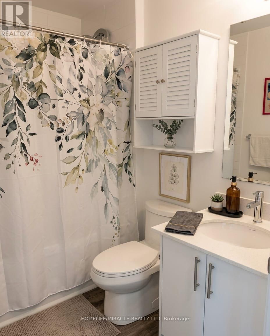 410 - 107 ROGER STREET Image 8