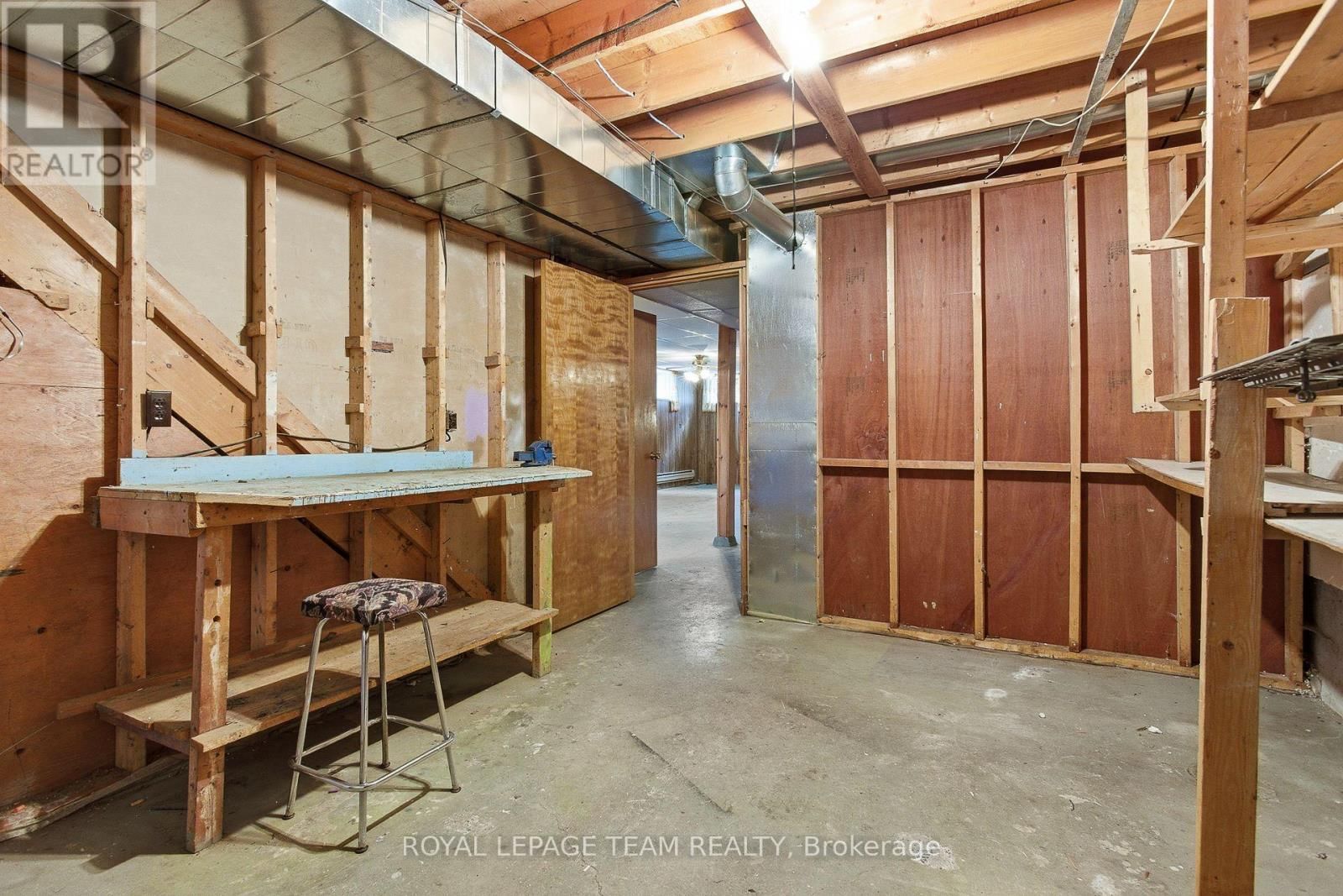 57 SULLIVAN AVENUE Image 31