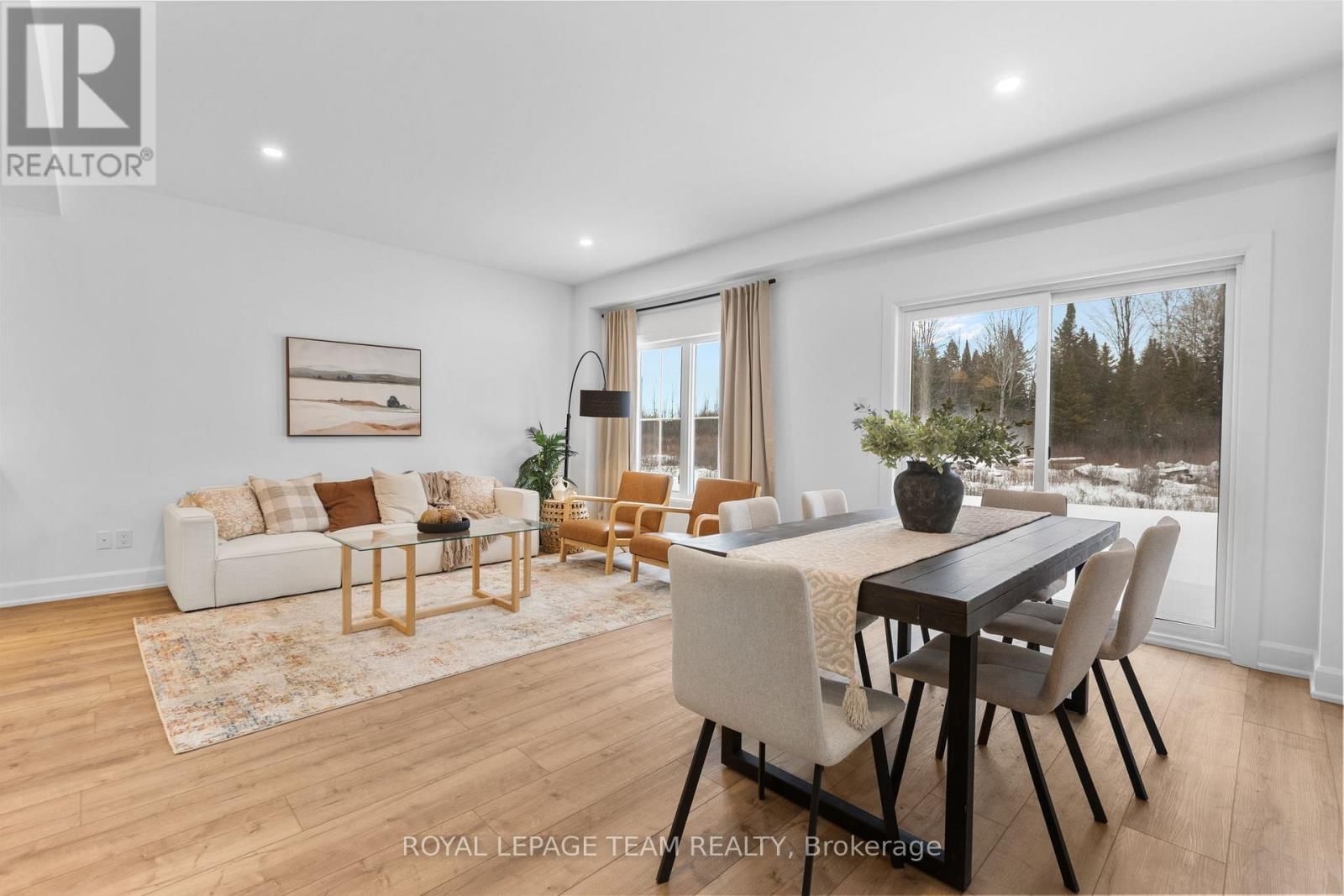 748 TAILSLIDE PRIVATE Image 12