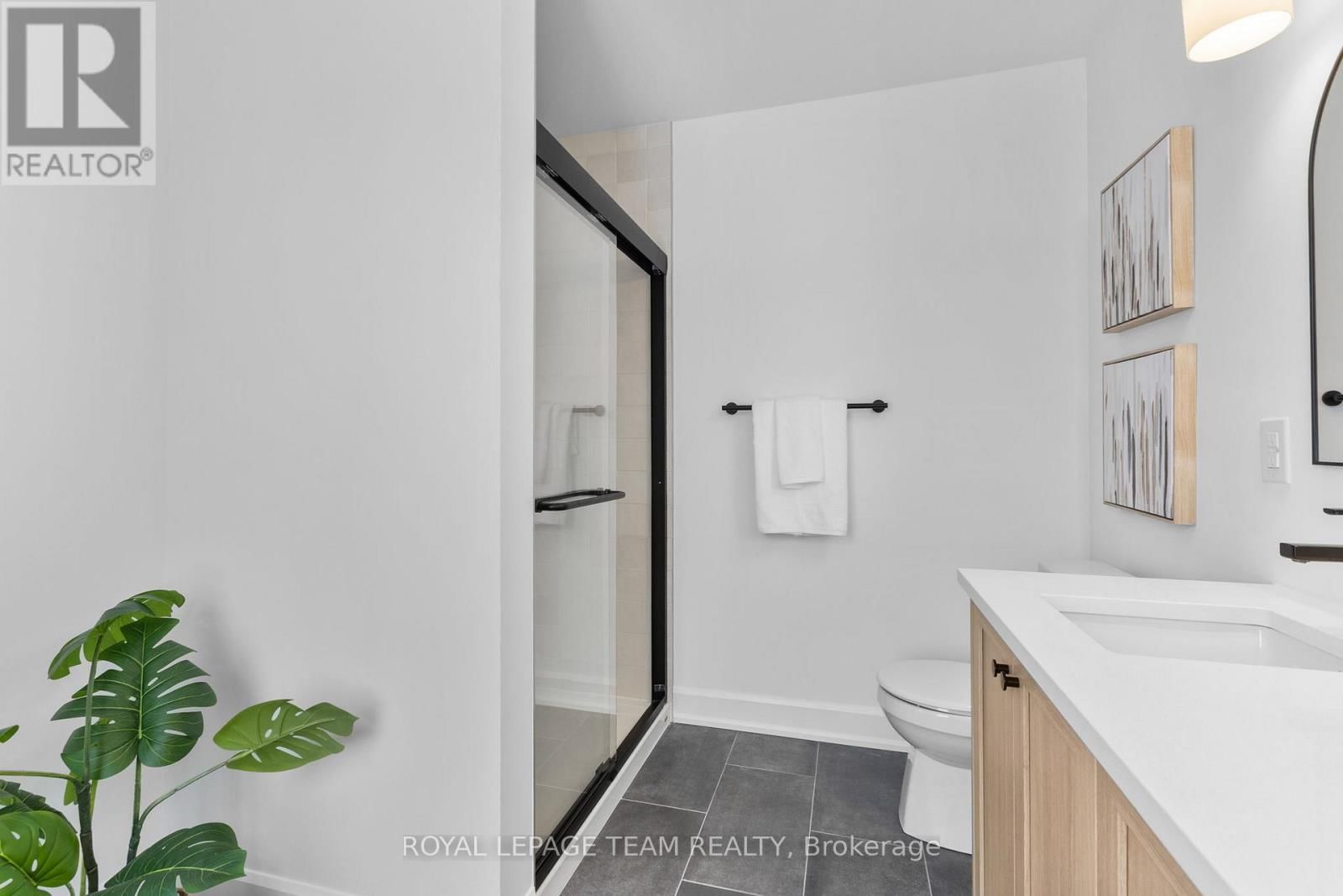 748 TAILSLIDE PRIVATE Image 24