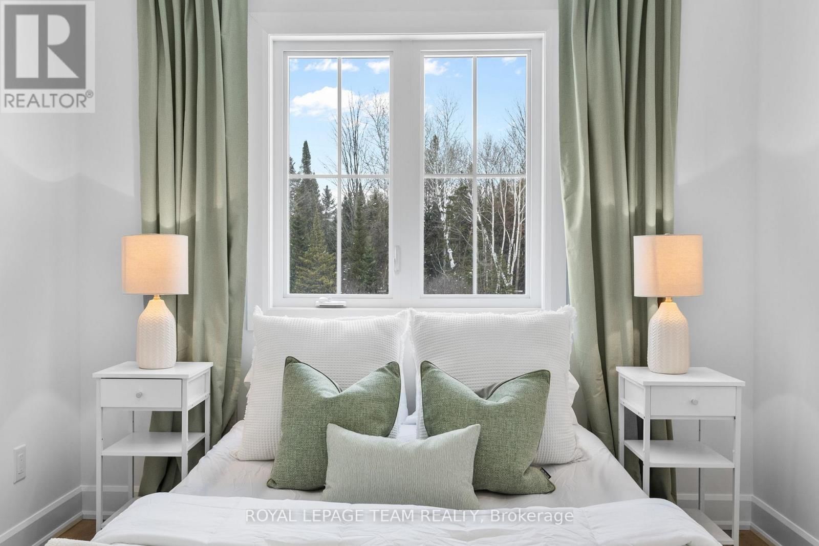 748 TAILSLIDE PRIVATE Image 30