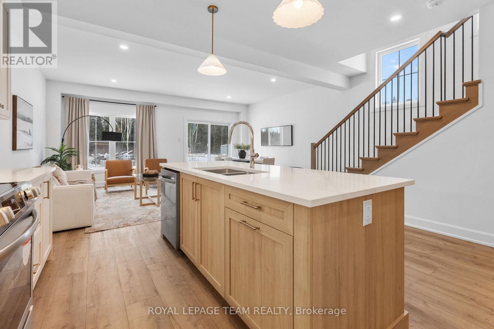 748 TAILSLIDE PRIVATE Image 7