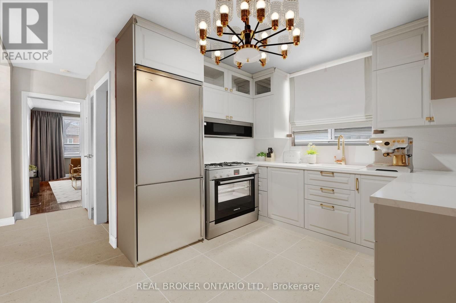 379 TALBOT STREET Image 11