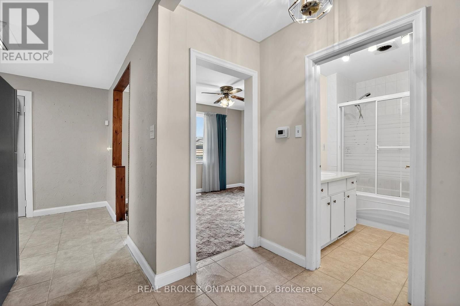 379 TALBOT STREET Image 6