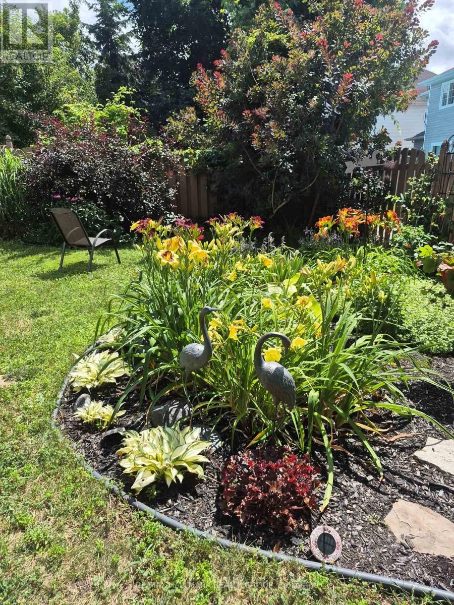 177 REDPATH DRIVE Image 27