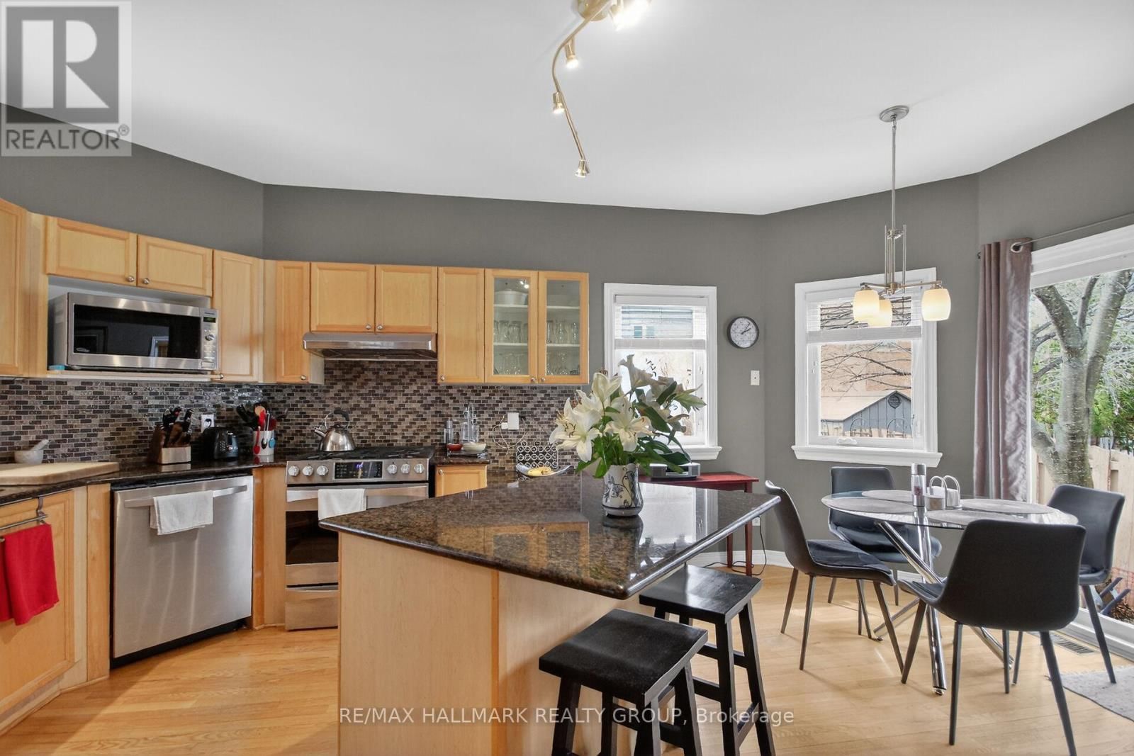 177 REDPATH DRIVE Image 9