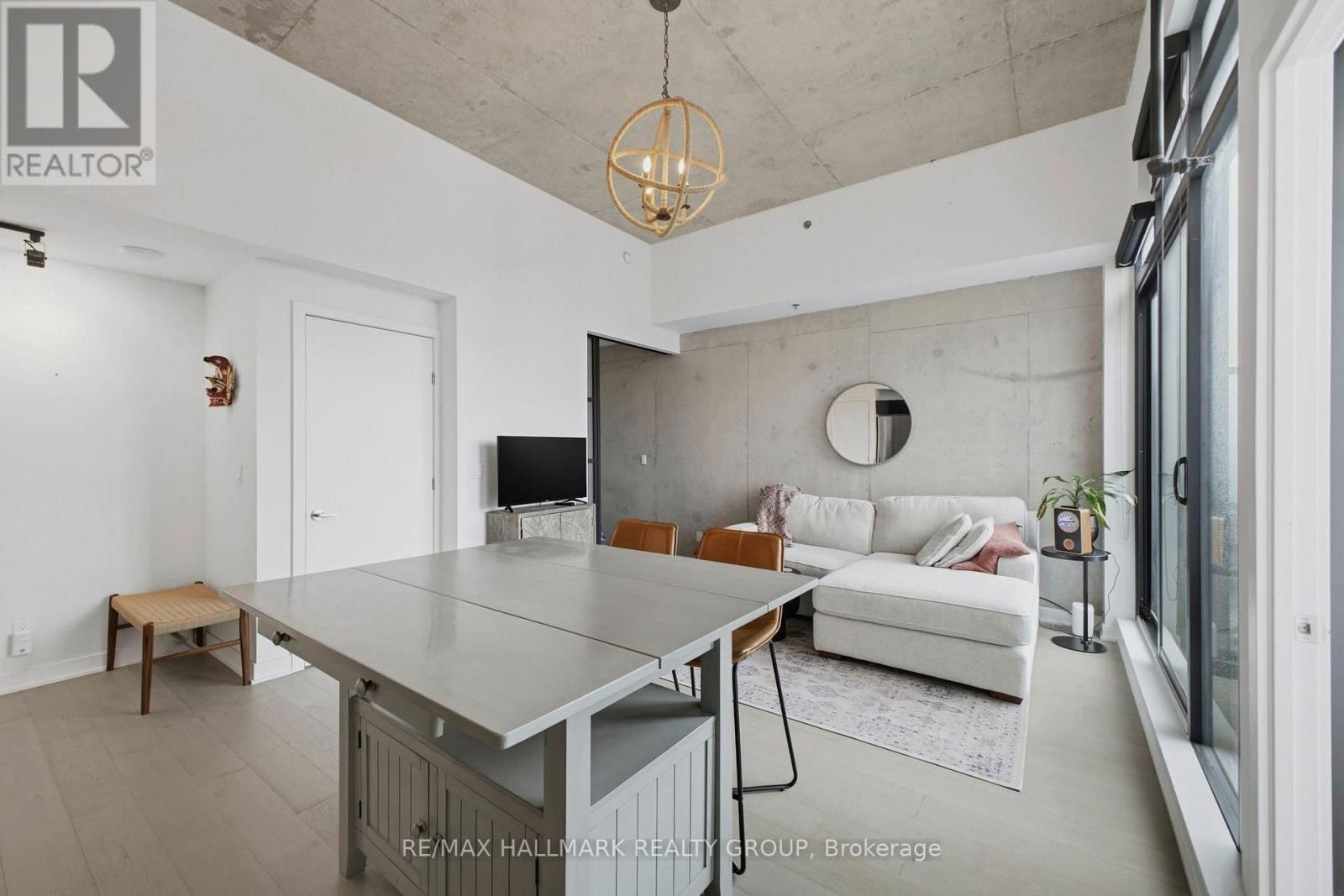 1001 - 203 CATHERINE STREET Image 12