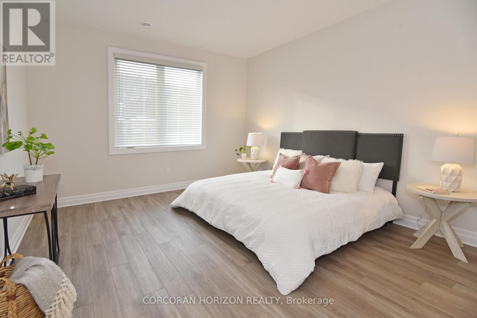 403 BREAKWATER BOULEVARD Image 5