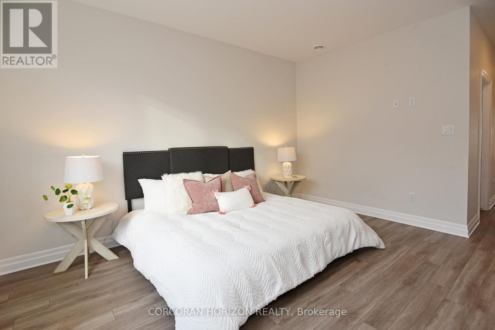 403 BREAKWATER BOULEVARD Image 6