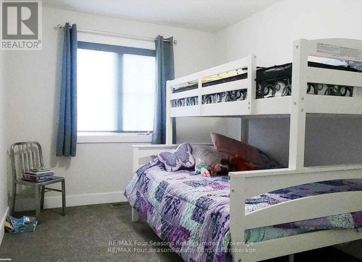 309 YELLOW BIRCH CRESCENT Image 14