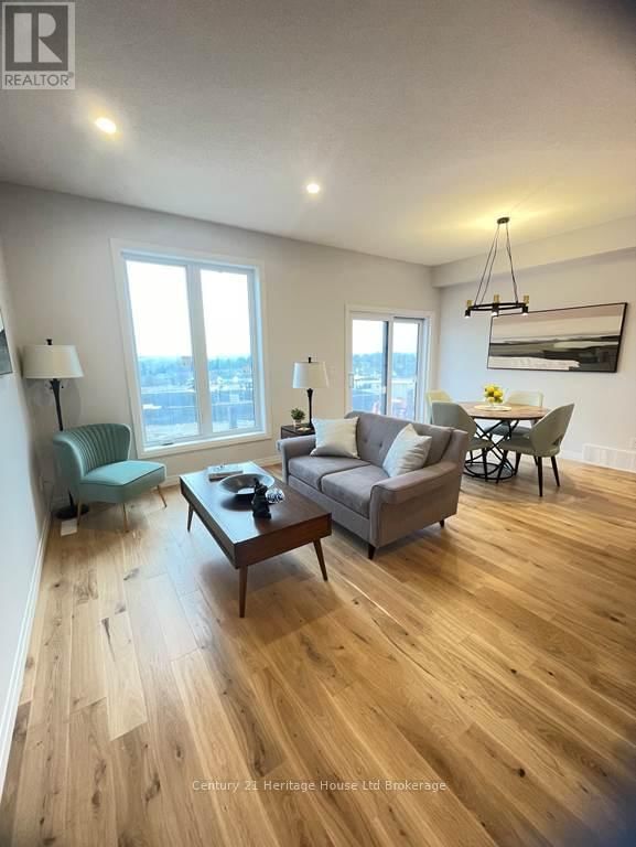 311 KADING CRESCENT Image 3