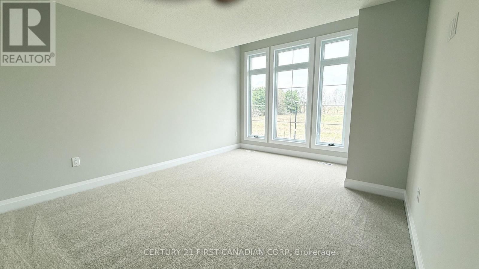 6941 HEATHWOODS AVENUE Image 15