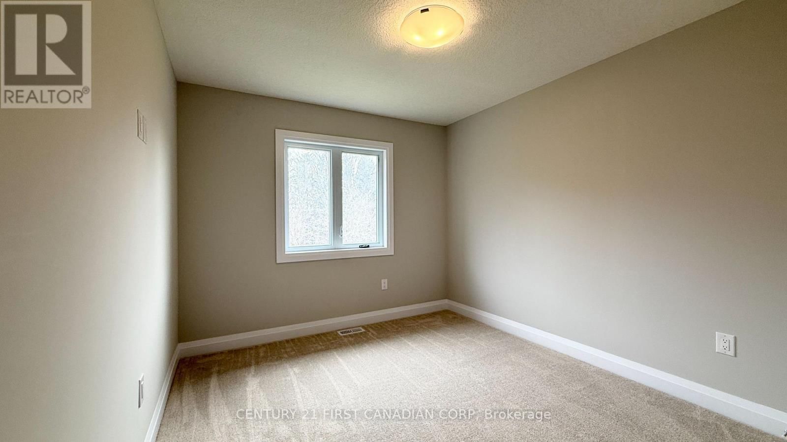 6941 HEATHWOODS AVENUE Image 27