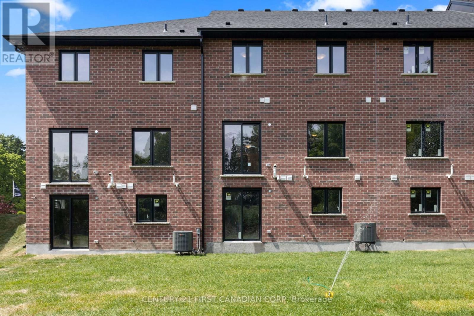 6941 HEATHWOODS AVENUE Image 41