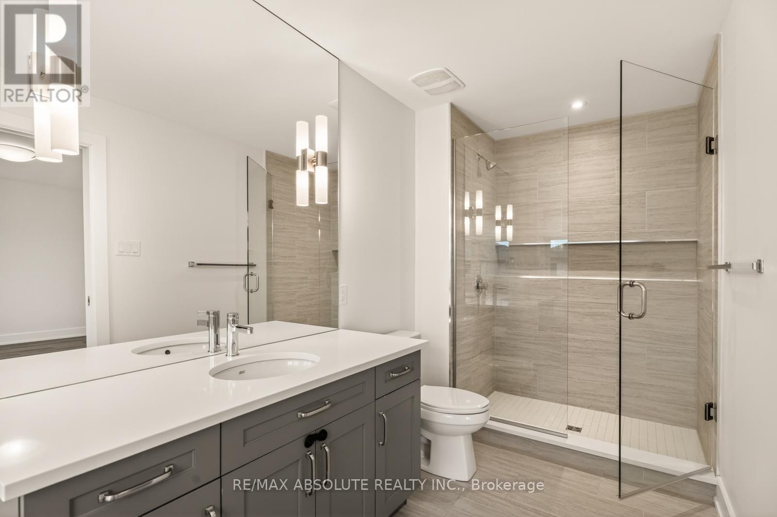 8 TABER STREET Image 21