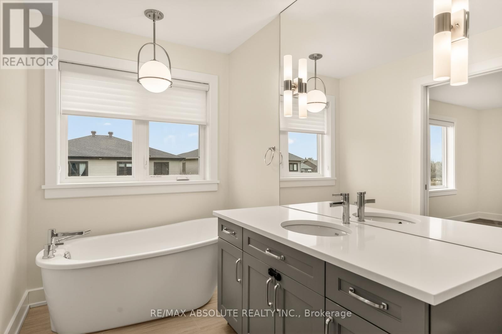 8 TABER STREET Image 22